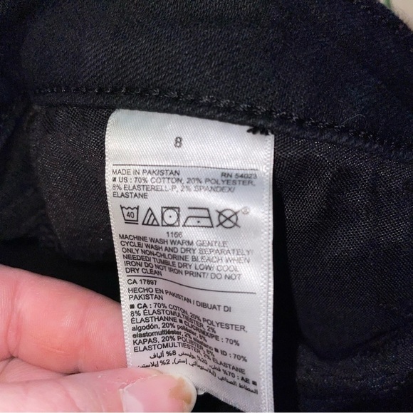 Old Navy Rockstar Super Skinny 360 Degree Stretch Extra High Rise Jeans Size 8 - Picture 3 of 6